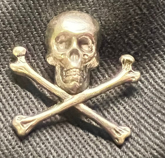 Lapel Pin - Skull & Crossbones 1